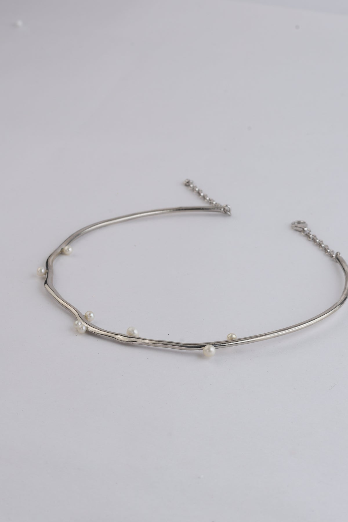 Moonlit Pearl Neckpiece