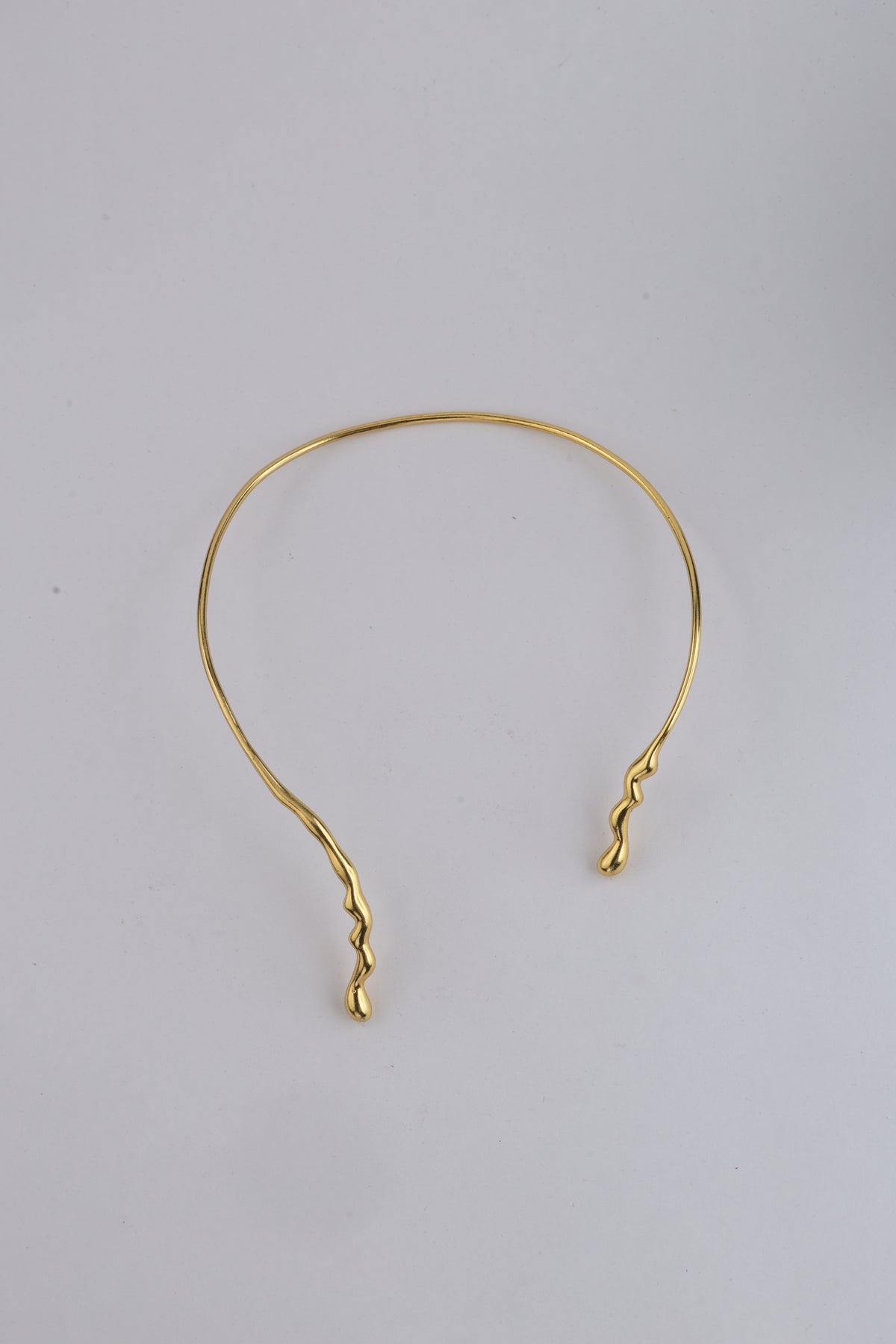 Eterna Arc Choker
