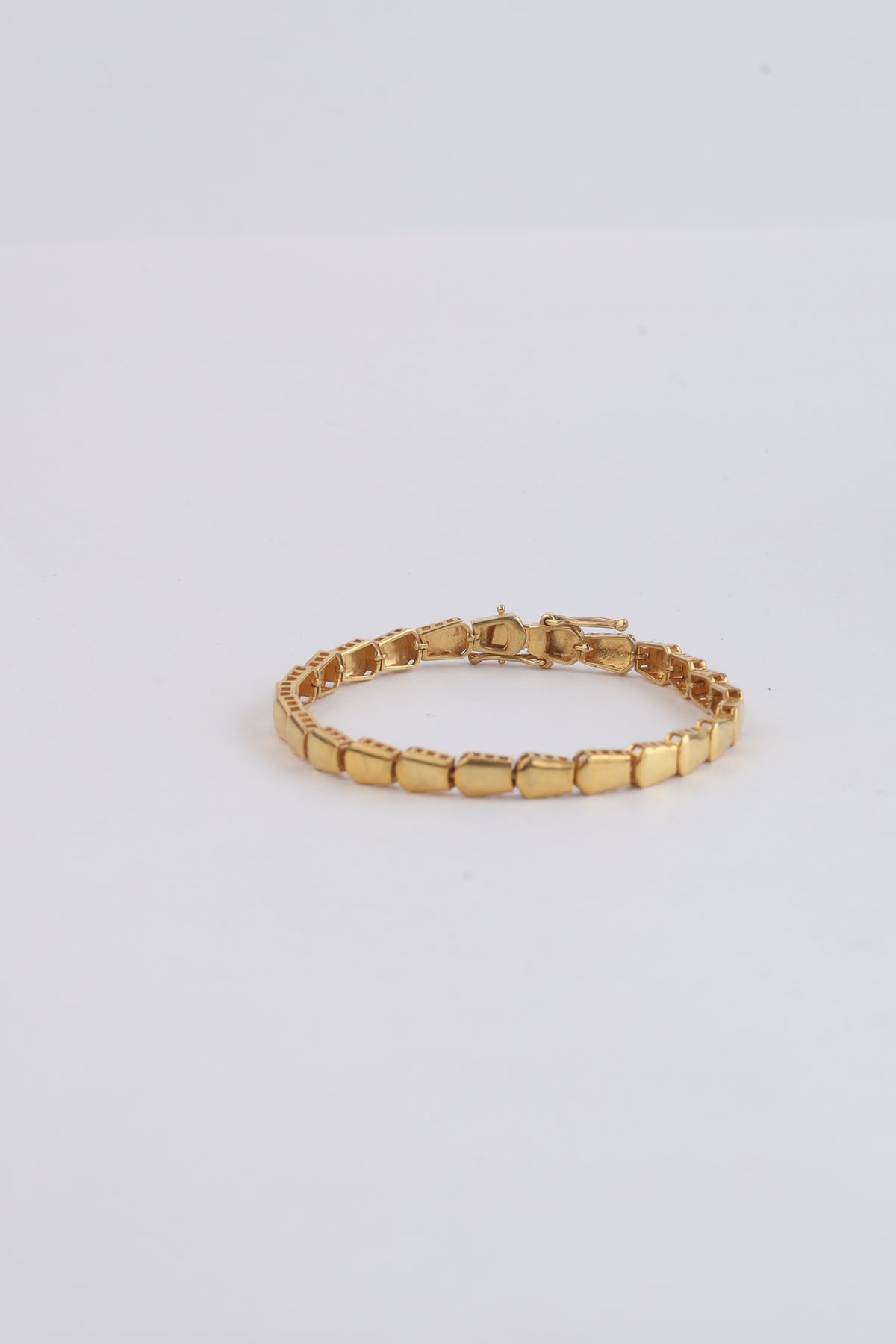 Linea Link Bracelet