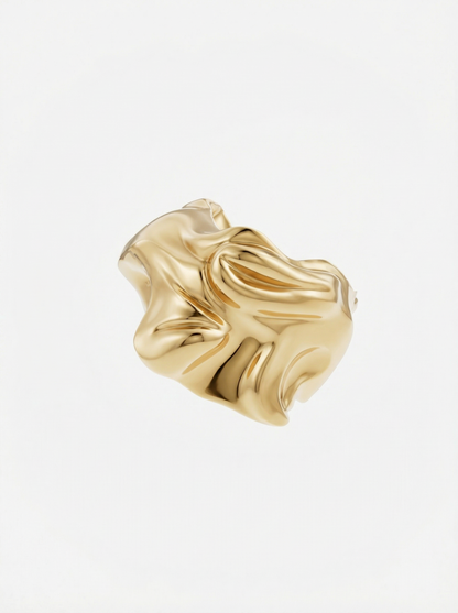 Snuggy Minimalist Stud Earring