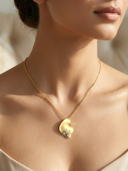 Petrae Minimalist Pendant Chain